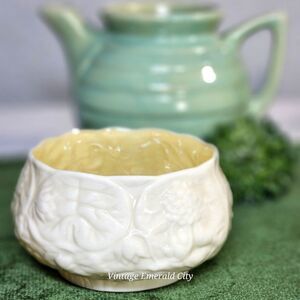 Vtg Belleek Lotus Open Sugar Bowl Yellow Interior 3rd Mark 1926-1946 Ireland